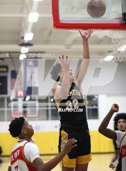 Thumbnail 1 in De Anza vs Alameda (CIF NCS D2 Final) photogallery.