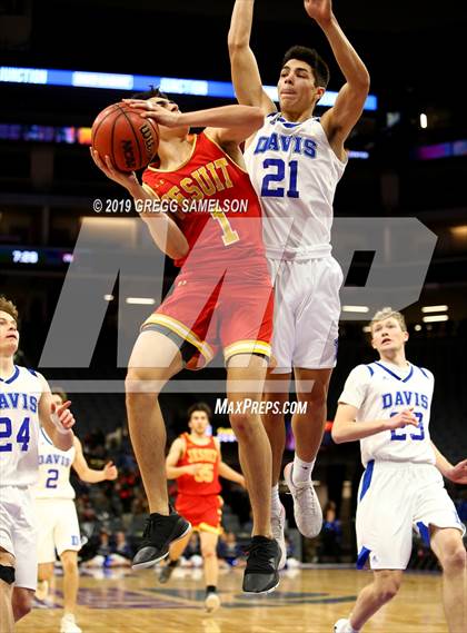 Thumbnail 2 in Jesuit vs Davis (@Golden 1 Center) photogallery.