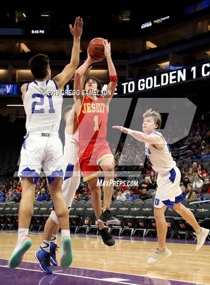 Thumbnail 3 in Jesuit vs Davis (@Golden 1 Center) photogallery.