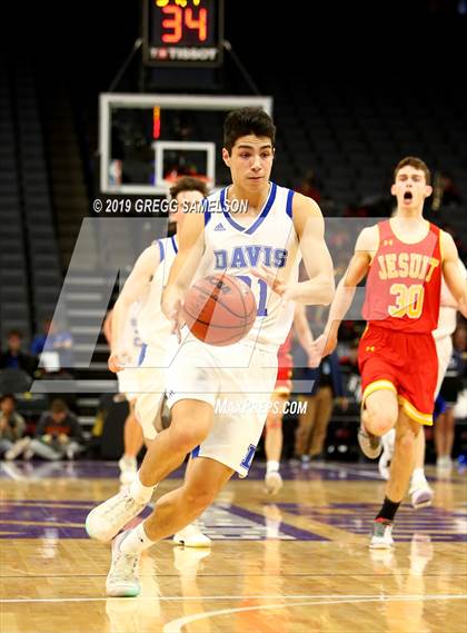 Thumbnail 2 in Jesuit vs Davis (@Golden 1 Center) photogallery.