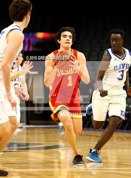 Thumbnail 1 in Jesuit vs Davis (@Golden 1 Center) photogallery.