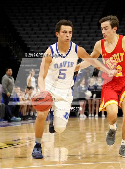 Thumbnail 1 in Jesuit vs Davis (@Golden 1 Center) photogallery.
