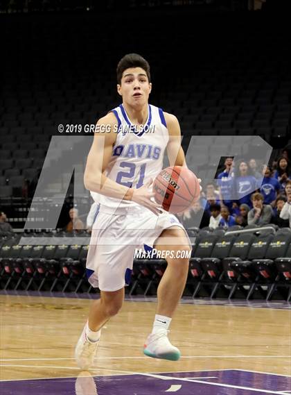 Thumbnail 3 in Jesuit vs Davis (@Golden 1 Center) photogallery.