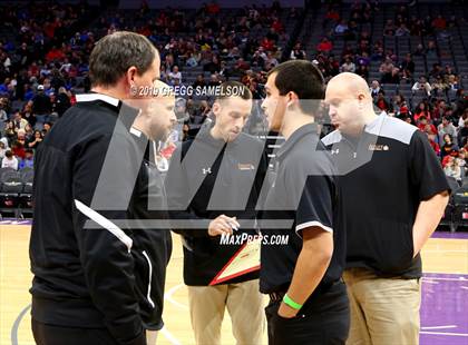 Thumbnail 3 in Jesuit vs Davis (@Golden 1 Center) photogallery.