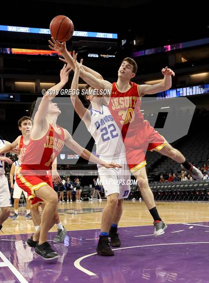 Thumbnail 2 in Jesuit vs Davis (@Golden 1 Center) photogallery.
