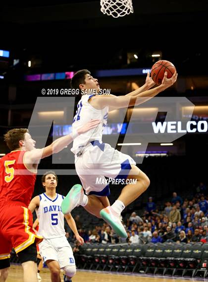 Thumbnail 2 in Jesuit vs Davis (@Golden 1 Center) photogallery.