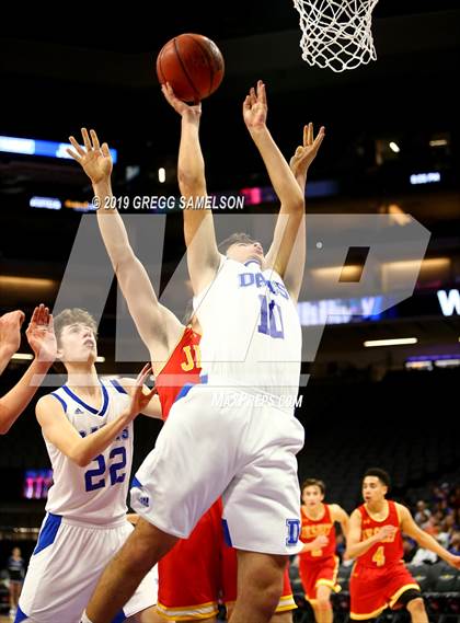 Thumbnail 2 in Jesuit vs Davis (@Golden 1 Center) photogallery.