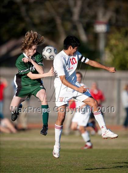 Thumbnail 3 in Bellaire vs Stratford photogallery.