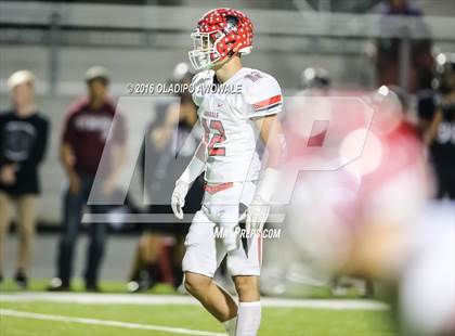 Thumbnail 3 in Van vs. Princeton (UIL 4A Bi-District Playoff) photogallery.
