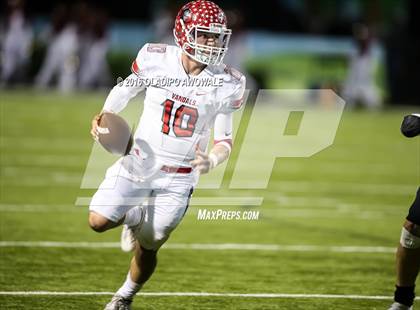 Thumbnail 2 in Van vs. Princeton (UIL 4A Bi-District Playoff) photogallery.