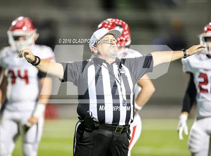 Thumbnail 3 in Van vs. Princeton (UIL 4A Bi-District Playoff) photogallery.