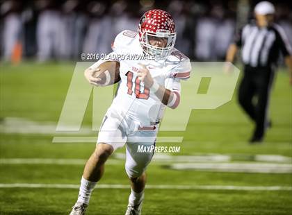 Thumbnail 2 in Van vs. Princeton (UIL 4A Bi-District Playoff) photogallery.