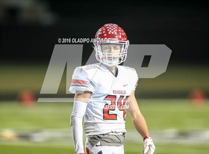 Thumbnail 3 in Van vs. Princeton (UIL 4A Bi-District Playoff) photogallery.