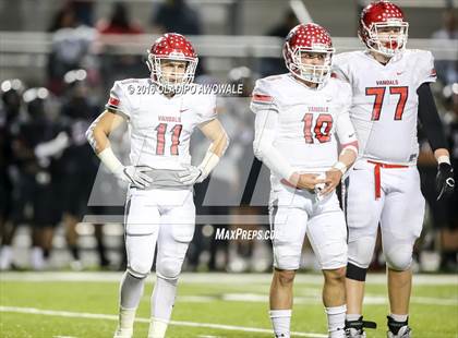 Thumbnail 2 in Van vs. Princeton (UIL 4A Bi-District Playoff) photogallery.