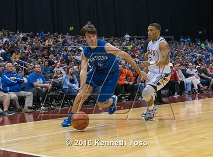 Thumbnail 3 in East Chambers vs. Van Alstyne (UIL 3A Semifinal) photogallery.