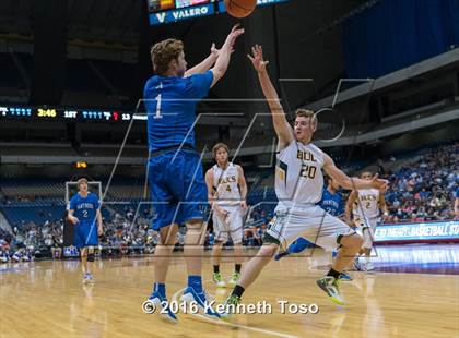 Thumbnail 3 in East Chambers vs. Van Alstyne (UIL 3A Semifinal) photogallery.