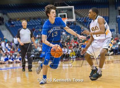 Thumbnail 3 in East Chambers vs. Van Alstyne (UIL 3A Semifinal) photogallery.