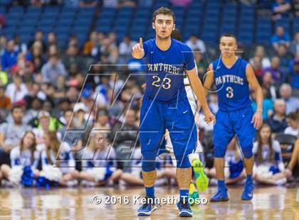 Thumbnail 1 in East Chambers vs. Van Alstyne (UIL 3A Semifinal) photogallery.