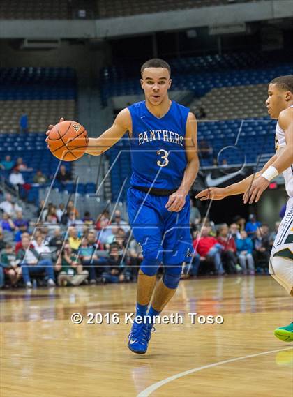 Thumbnail 3 in East Chambers vs. Van Alstyne (UIL 3A Semifinal) photogallery.