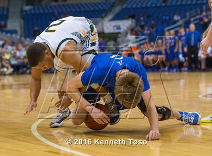 Thumbnail 1 in East Chambers vs. Van Alstyne (UIL 3A Semifinal) photogallery.