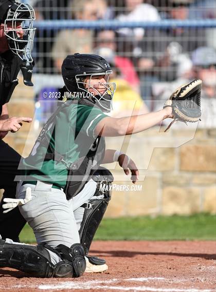 Thumbnail 2 in Lipan @ Santo photogallery.