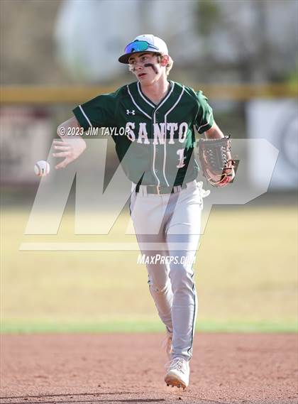Thumbnail 1 in Lipan @ Santo photogallery.
