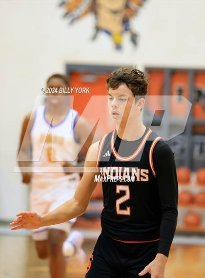 Thumbnail 2 in Grand Saline vs Chapel Hill photogallery.