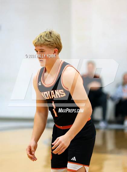 Thumbnail 3 in Grand Saline vs Chapel Hill photogallery.