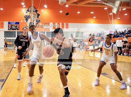 Thumbnail 3 in Grand Saline vs Chapel Hill photogallery.