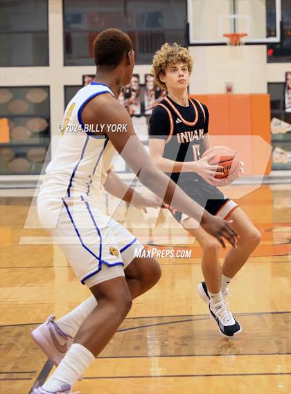 Thumbnail 1 in Grand Saline vs Chapel Hill photogallery.