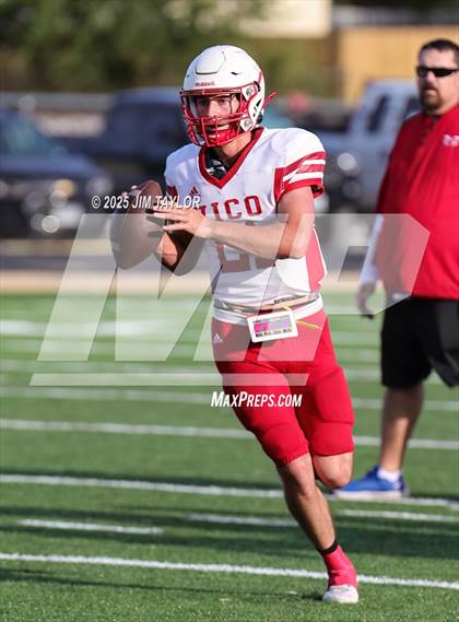 Thumbnail 2 in Hico vs Santo (scrimmage) photogallery.