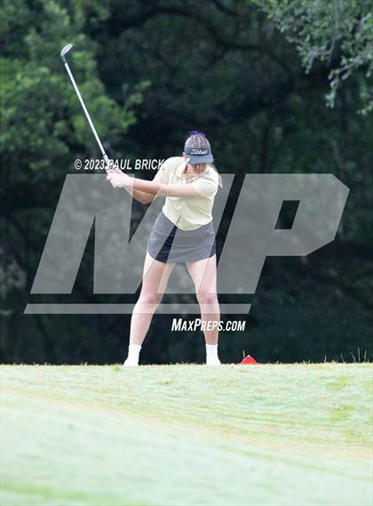 Thumbnail 1 in UIL 2A Girls Golf Finals  photogallery.