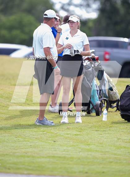 Thumbnail 2 in UIL 2A Girls Golf Finals  photogallery.