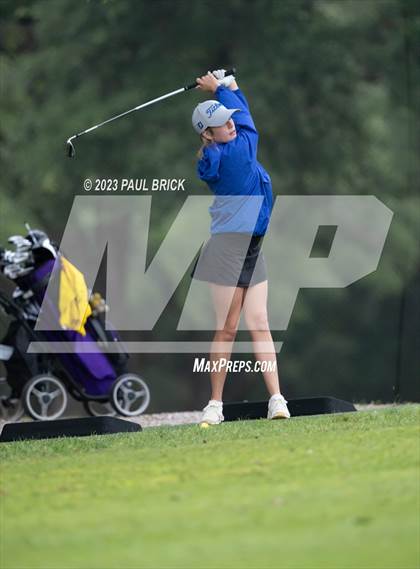 Thumbnail 3 in UIL 2A Girls Golf Finals  photogallery.