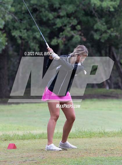 Thumbnail 1 in UIL 2A Girls Golf Finals  photogallery.