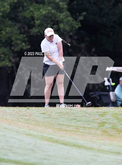Thumbnail 1 in UIL 2A Girls Golf Finals  photogallery.