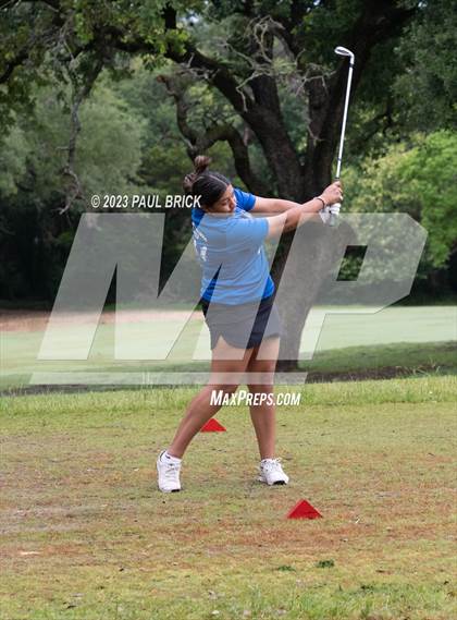 Thumbnail 2 in UIL 2A Girls Golf Finals  photogallery.