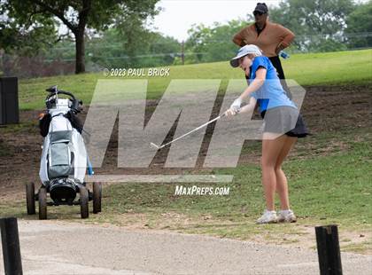 Thumbnail 2 in UIL 2A Girls Golf Finals  photogallery.