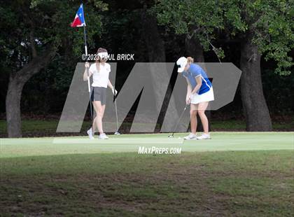 Thumbnail 2 in UIL 2A Girls Golf Finals  photogallery.