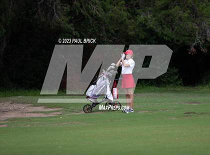 Thumbnail 1 in UIL 2A Girls Golf Finals  photogallery.