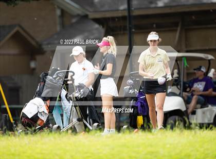 Thumbnail 1 in UIL 2A Girls Golf Finals  photogallery.