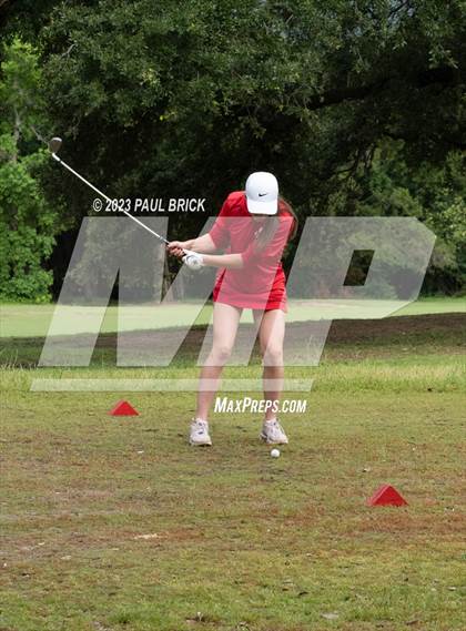 Thumbnail 3 in UIL 2A Girls Golf Finals  photogallery.