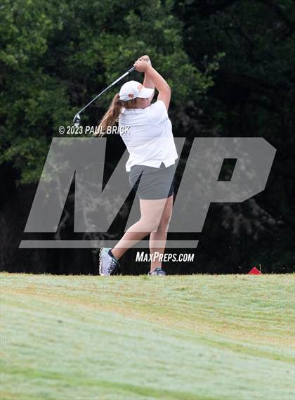 Thumbnail 3 in UIL 2A Girls Golf Finals  photogallery.