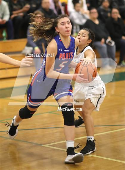 Thumbnail 3 in Archbishop Mitty vs. St. Joseph Notre Dame (Elite is Earned Showcase) photogallery.