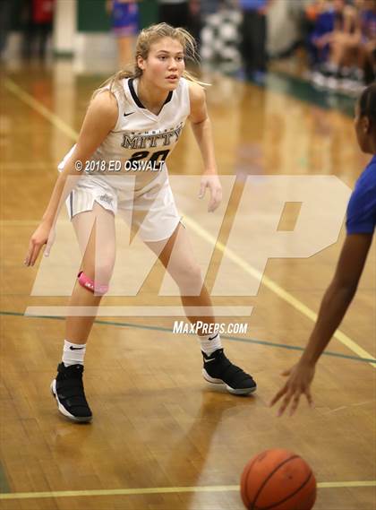 Thumbnail 2 in Archbishop Mitty vs. St. Joseph Notre Dame (Elite is Earned Showcase) photogallery.