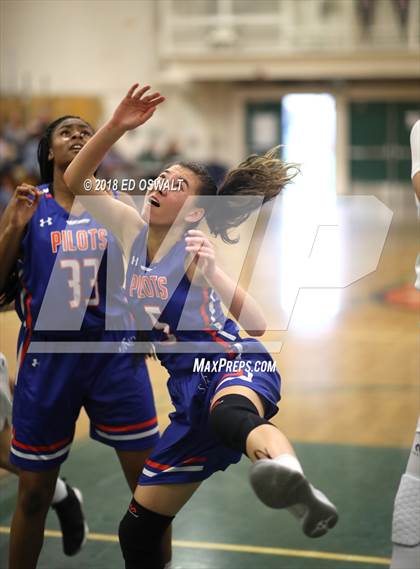 Thumbnail 2 in Archbishop Mitty vs. St. Joseph Notre Dame (Elite is Earned Showcase) photogallery.