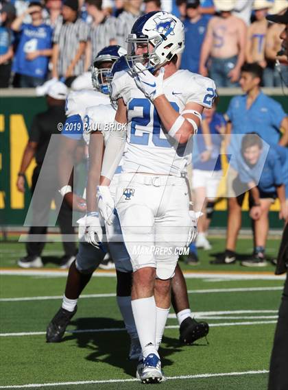 Thumbnail 3 in Westlake vs. Katy Taylor (UIL 6A Division 2 Semifinal) photogallery.