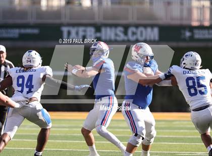 Thumbnail 2 in Westlake vs. Katy Taylor (UIL 6A Division 2 Semifinal) photogallery.