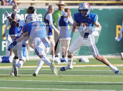 Thumbnail 3 in Westlake vs. Katy Taylor (UIL 6A Division 2 Semifinal) photogallery.