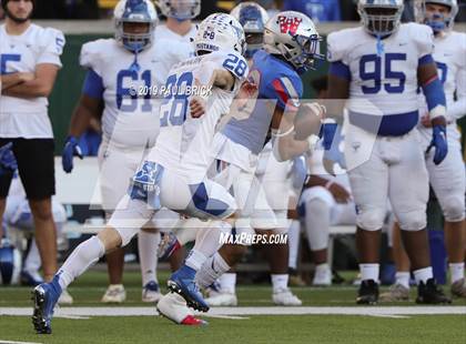 Thumbnail 2 in Westlake vs. Katy Taylor (UIL 6A Division 2 Semifinal) photogallery.